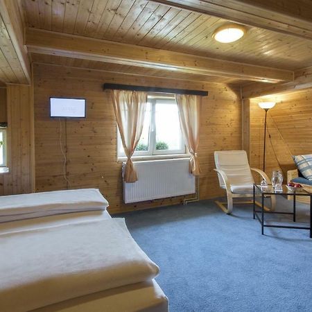 Rodinny Hotel Kaiser Desná Eksteriør bilde